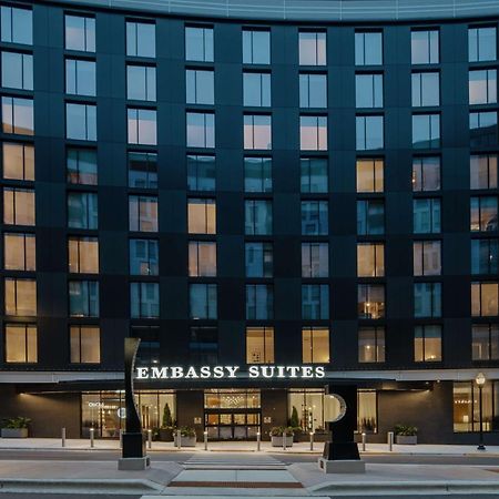 Embassy Suites By Hilton Madison Downtown ภายนอก รูปภาพ