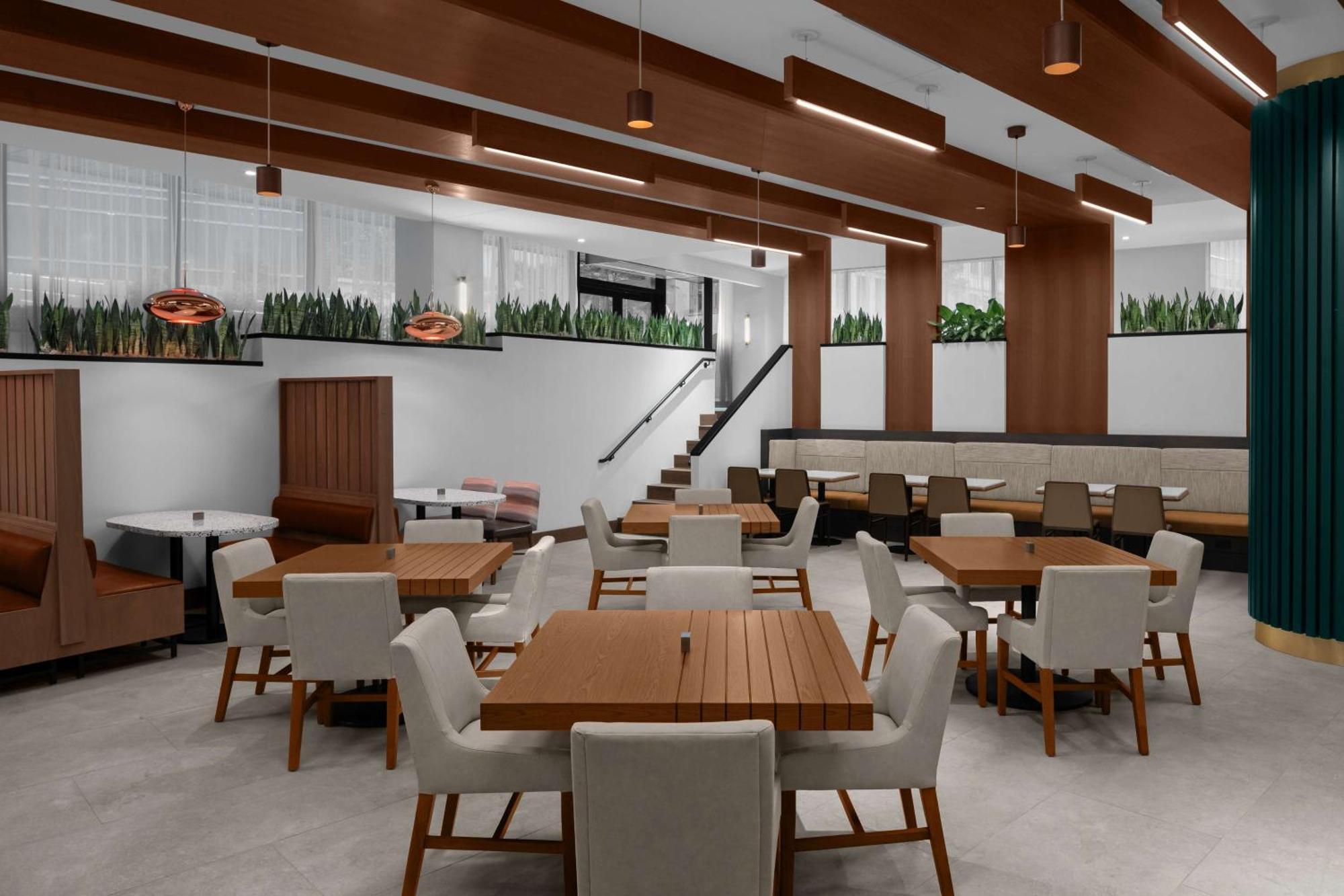 Embassy Suites By Hilton Madison Downtown ภายนอก รูปภาพ