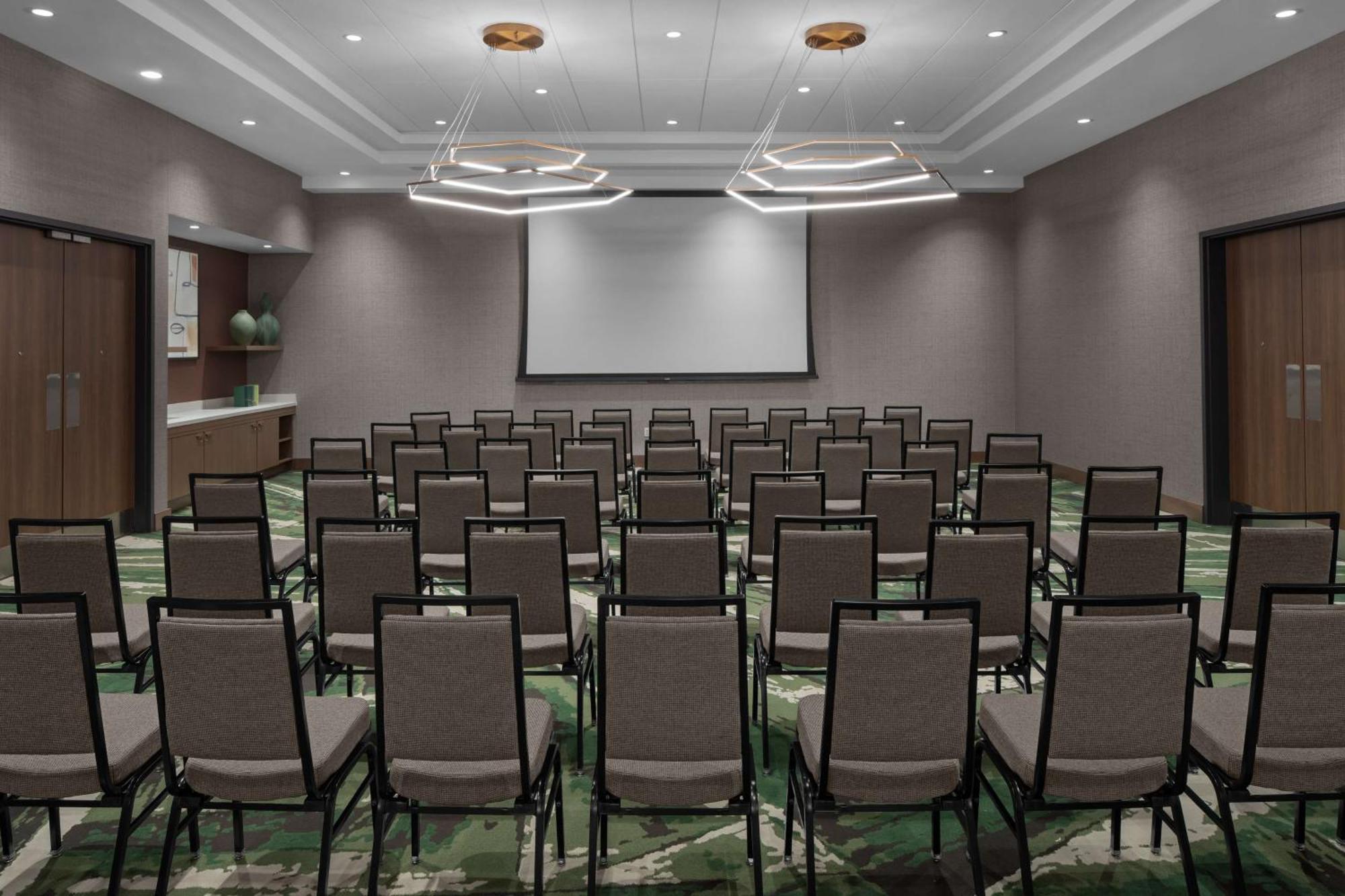 Embassy Suites By Hilton Madison Downtown ภายนอก รูปภาพ